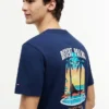 Camiseta con estampado de palmera del desierto en la espalda