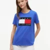 Camiseta con gran logotipo de bandera
