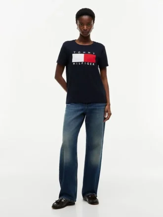 Camiseta con gran logotipo de bandera