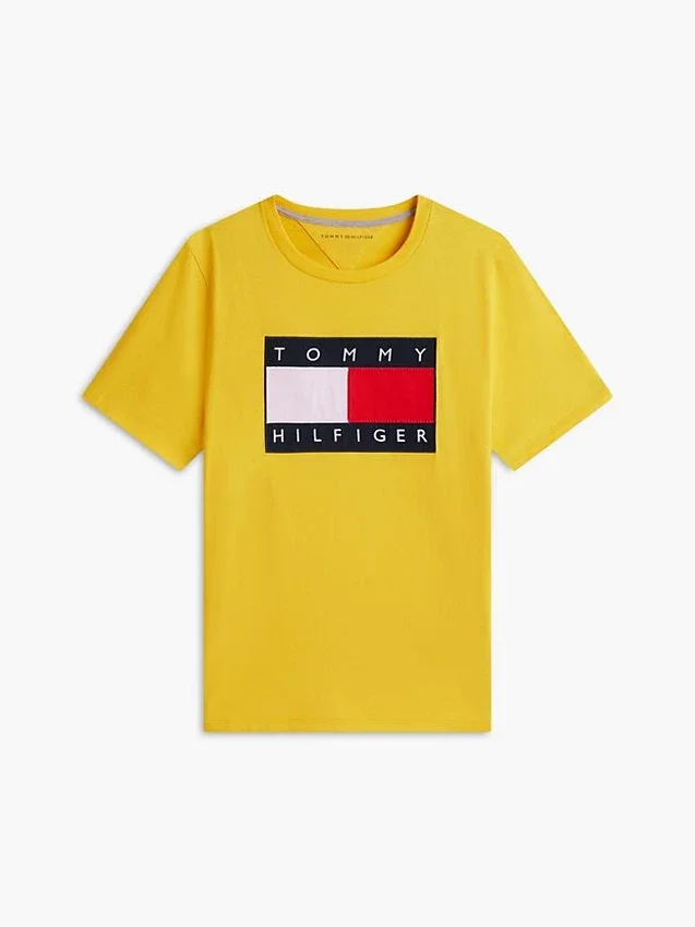 Camiseta con gran logotipo de bandera Camiseta con gran logotipo de bandera