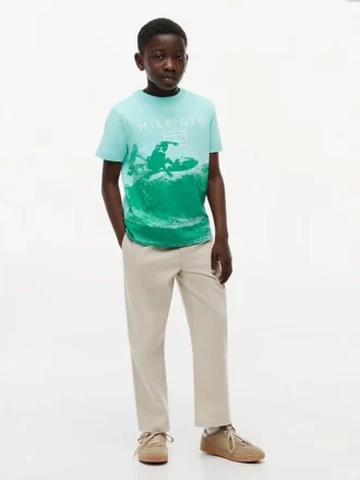 Camiseta con logo de surf para niño