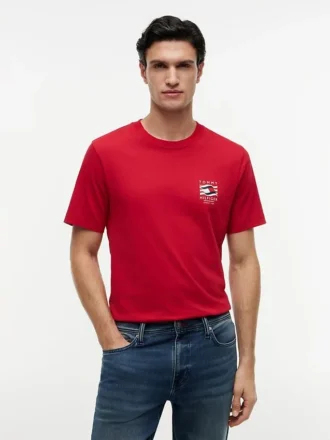 Camiseta con logotipo Box Flag