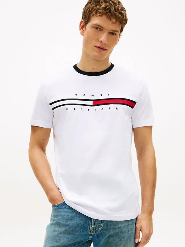 Camiseta con logotipo de bandera bordado Camiseta con logotipo de bandera bordado