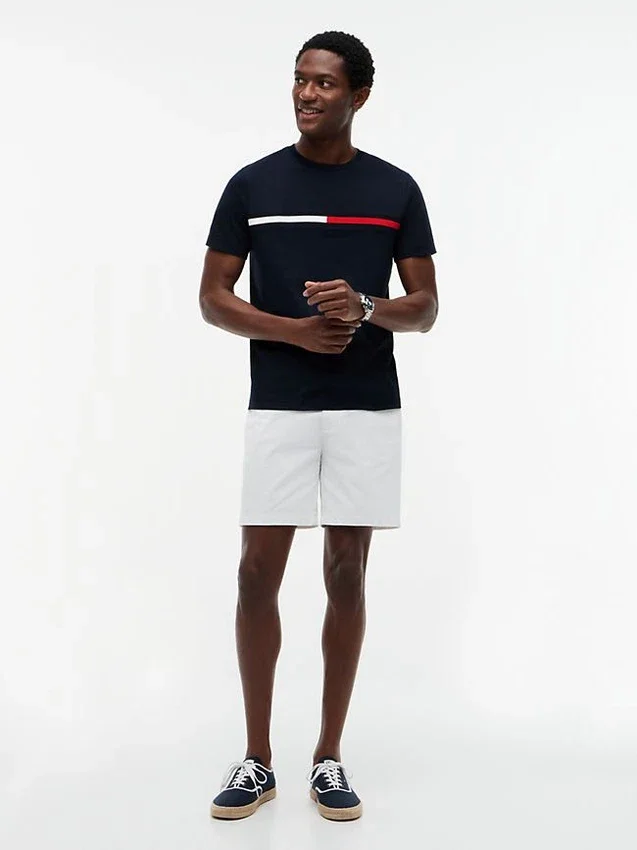 Camiseta con logotipo de bandera bordado Camiseta con logotipo de bandera bordado