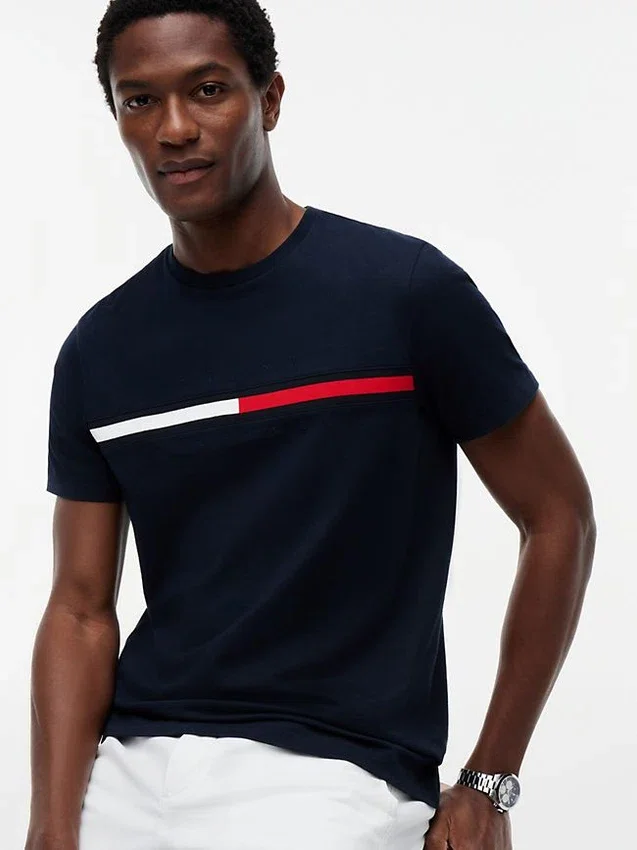 Camiseta con logotipo de bandera bordado Camiseta con logotipo de bandera bordado