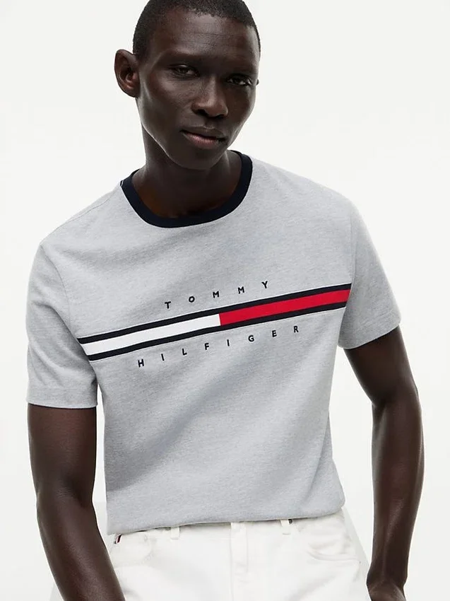 Camiseta con logotipo de bandera bordado Camiseta con logotipo de bandera bordado