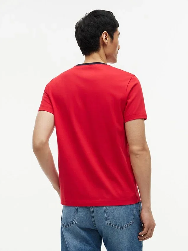 Camiseta con logotipo de bandera bordado Camiseta con logotipo de bandera bordado