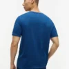Camiseta con logotipo de bandera teñida en índigo Camiseta con logotipo de bandera teñida en índigo