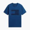 Camiseta con logotipo de bandera teñida en índigo Camiseta con logotipo de bandera teñida en índigo