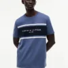 Camiseta con logotipo de rayas en bloque de Hilfiger Camiseta con logotipo de rayas en bloque de Hilfiger