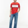 Camiseta con logotipo de rayas en bloque de Hilfiger Camiseta con logotipo de rayas en bloque de Hilfiger