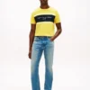 Camiseta con logotipo de rayas en bloque de Hilfiger Camiseta con logotipo de rayas en bloque de Hilfiger