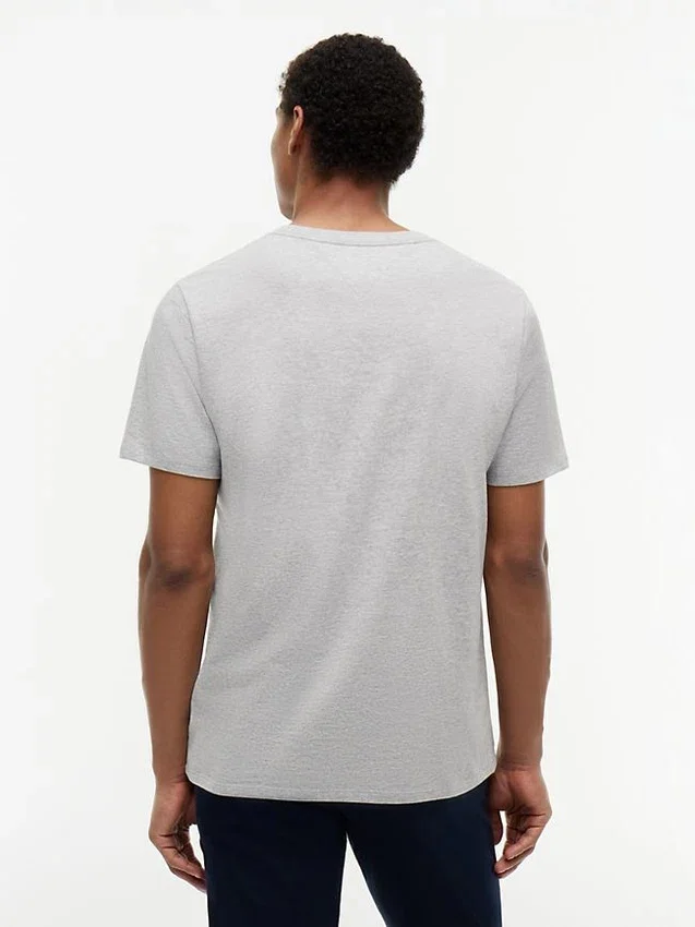 Camiseta con logotipo de rayas en bloque de Hilfiger Camiseta con logotipo de rayas en bloque de Hilfiger