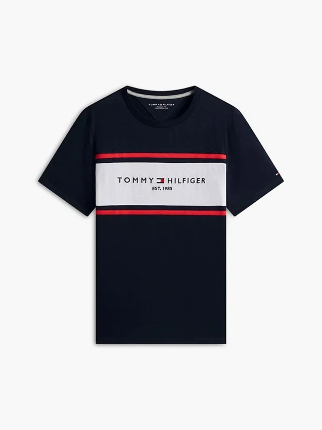 Camiseta con logotipo de rayas en bloque de Hilfiger Camiseta con logotipo de rayas en bloque de Hilfiger