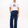 Camiseta con logotipo monograma