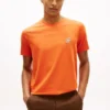 Camiseta con monograma bordado Camiseta con monograma bordado