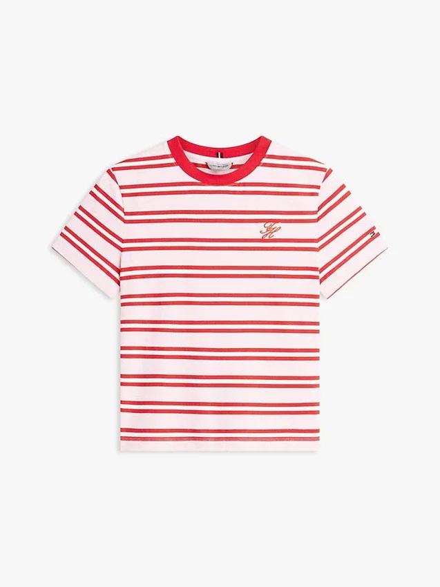 Camiseta con monograma bordado Camiseta con monograma bordado