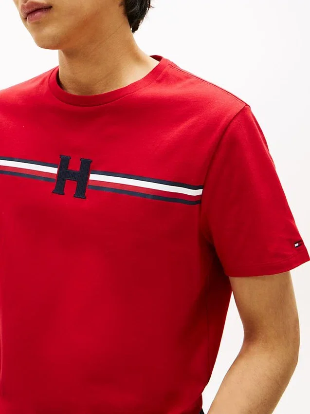 Camiseta con rayas H Camiseta con rayas H