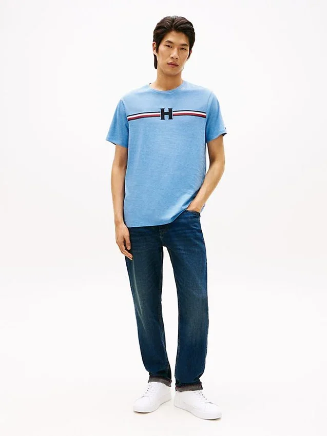 Camiseta con rayas H Camiseta con rayas H