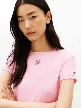 Camiseta de corte ajustado con monograma