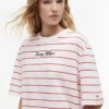 Camiseta de corte holgado con logotipo bordado