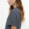 Camiseta de cuello redondo con mangas murciélago