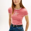 Camiseta de rayas con monograma bordado