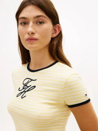 Camiseta de rayas con monograma bordado