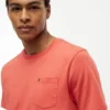 Camiseta Everyday Pocket