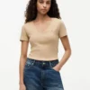 Camiseta Favorite con cuello en V