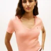 Camiseta Favorite con cuello en V