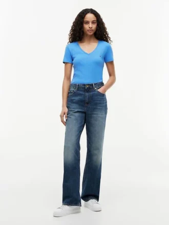 Camiseta Favorite con cuello en V