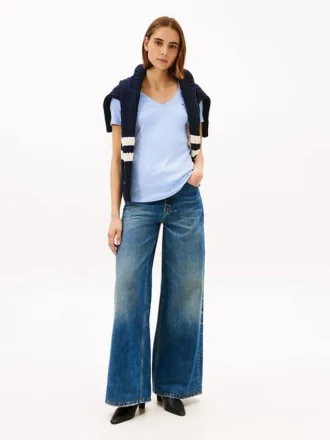 Camiseta Favorite con cuello en V