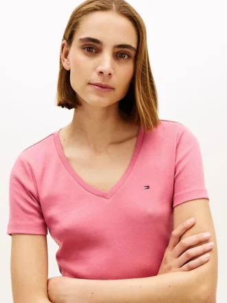 Camiseta Favorite con cuello en V