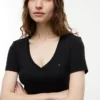 Camiseta Favorite con cuello en V Camiseta Favorite con cuello en V