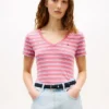 Camiseta Favorite de cuello en V a rayas