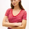 Camiseta Favorite de cuello en V a rayas