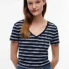 Camiseta Favorite de cuello en V a rayas