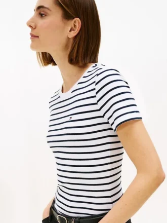 Camiseta Favorite de cuello redondo a rayas