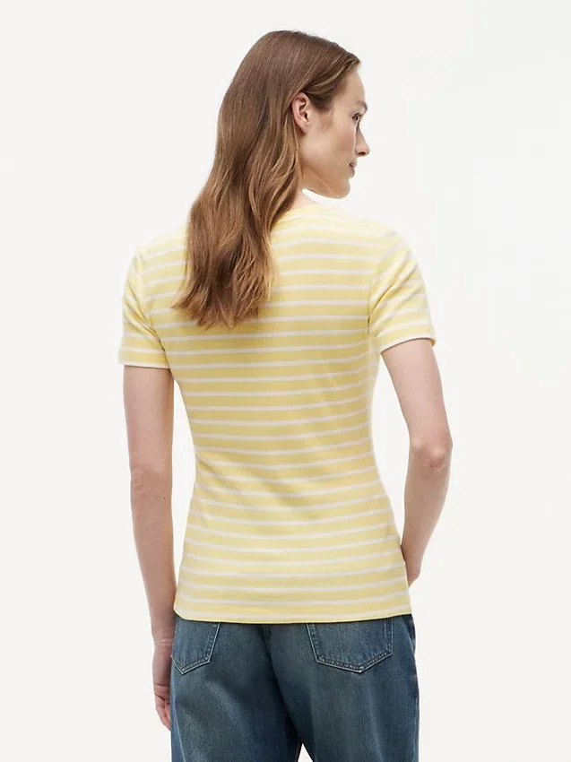 Camiseta Favorite de cuello redondo a rayas Camiseta Favorite de cuello redondo a rayas