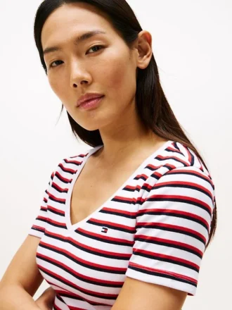 Camiseta Favorite de rayas con cuello en V