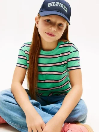 Camiseta infantil a rayas con bolsillo