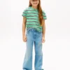 Camiseta infantil a rayas con bolsillo