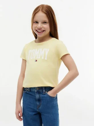 Camiseta infantil con el logotipo de Tommy