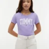 Camiseta infantil con el logotipo de Tommy Camiseta infantil con el logotipo de Tommy