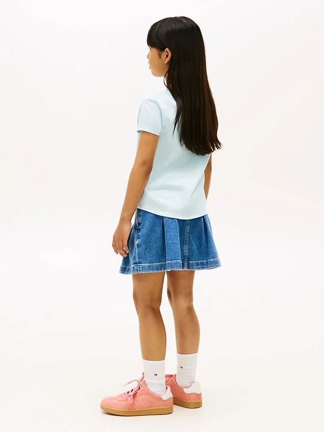 Camiseta infantil con el logotipo de Tommy Camiseta infantil con el logotipo de Tommy