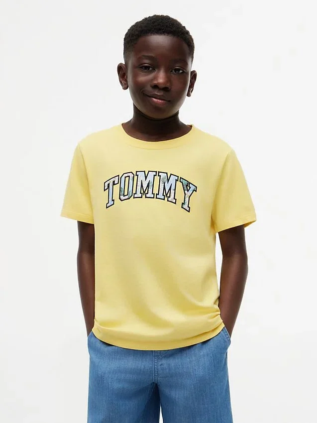 Camiseta infantil con el logotipo floral de Tommy Camiseta infantil con el logotipo floral de Tommy