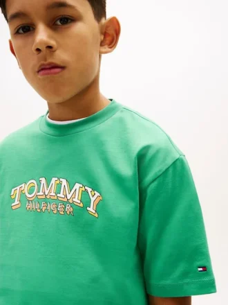 Camiseta infantil con estampado gráfico 3D
