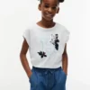 Camiseta infantil con logo floral de lentejuelas Camiseta infantil con logo floral de lentejuelas