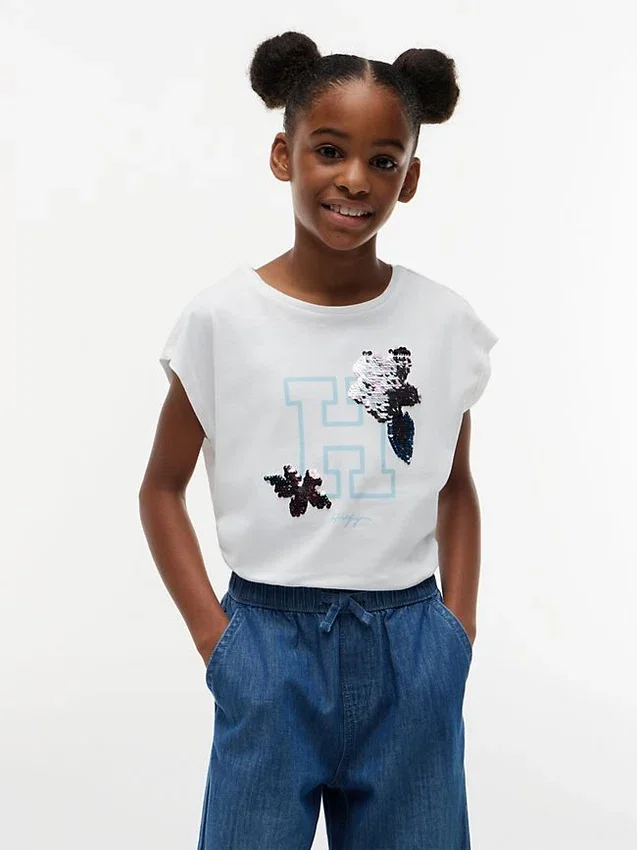 Camiseta infantil con logo floral de lentejuelas Camiseta infantil con logo floral de lentejuelas